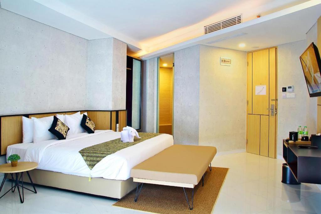 Bbc Hotel Lampung Bandar Jaya Gunungsugih Luaran gambar