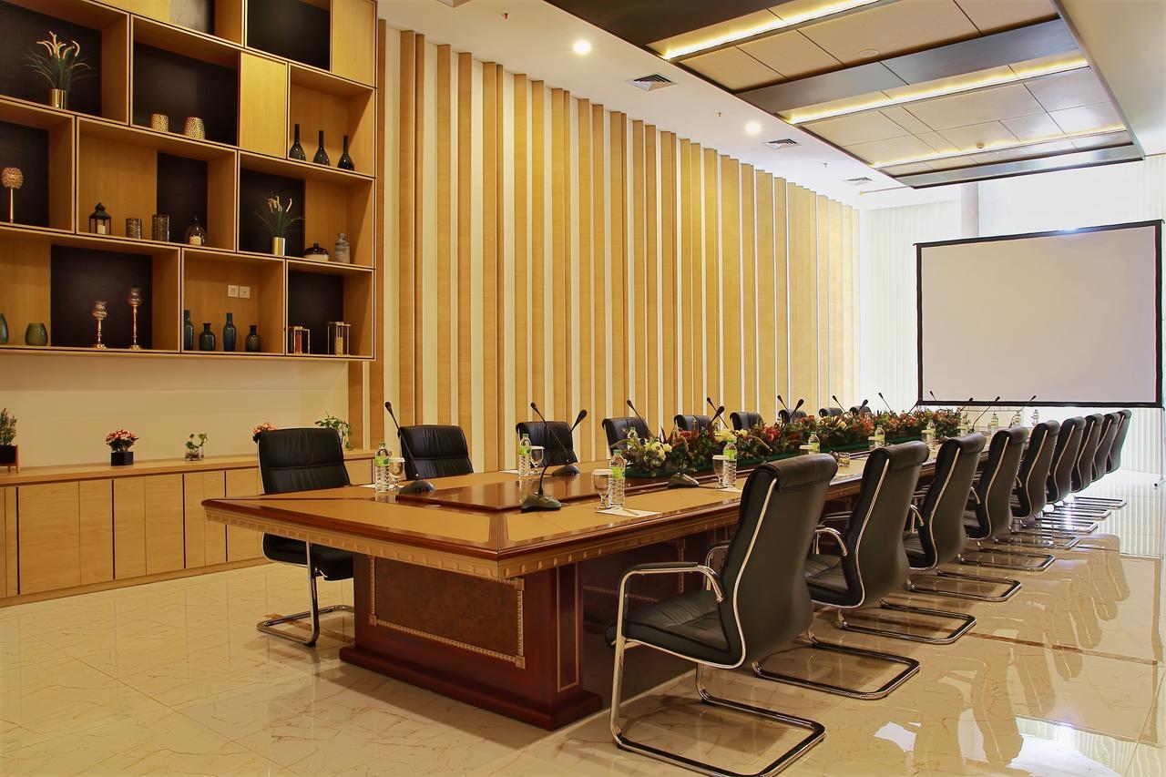 Bbc Hotel Lampung Bandar Jaya Gunungsugih Luaran gambar